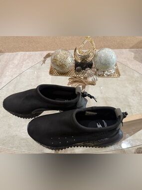 Nike Black & White Undercover Jun Takahashi Logo Sneaker